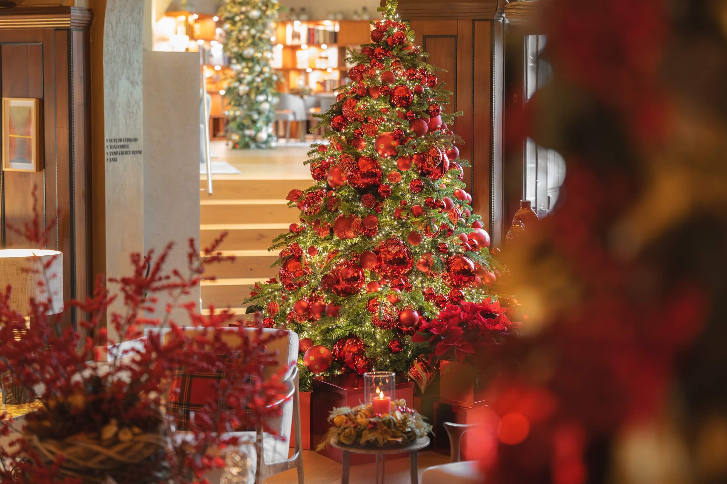 Red & Gold Christmas tree